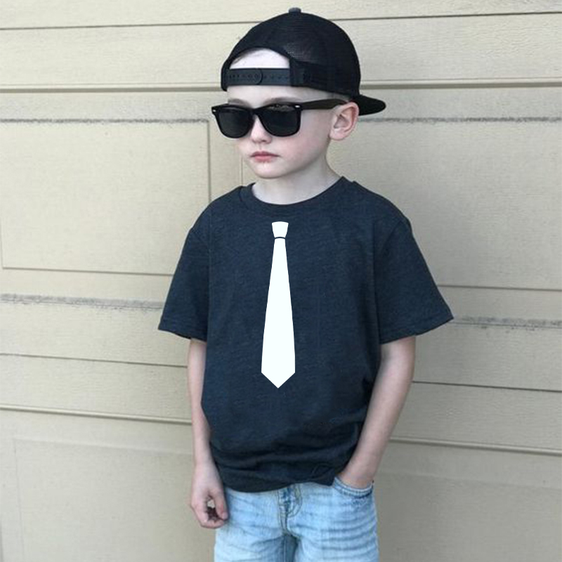 Baby Clothing Unique - Bow Tieพิมพ์เด็กวัยหัดเดินเด็กสุภาพบุรุษเสื้อยืดMonochromeเสื้อเด็กเสื้อผ้าเด็กเสื้อผ้าเด็กของขวัญเด็กของขวัญเด็กที่ไม่ซ้ำ