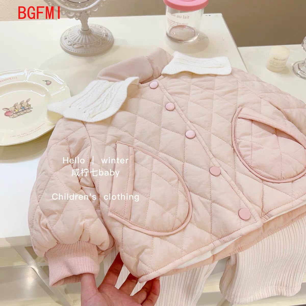 เสื้อโค้ทเด็กผู้หญิงสีชมพู ผ้า - Baby Clothing Quilt บทวิจารณ์และราคา